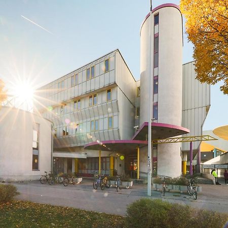 Olympiaworld-Landessportzentrum Инсбрук Экстерьер фото
