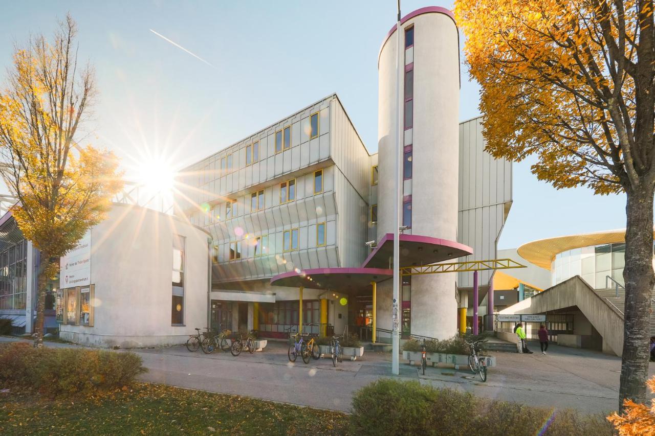 Olympiaworld-Landessportzentrum Инсбрук Экстерьер фото